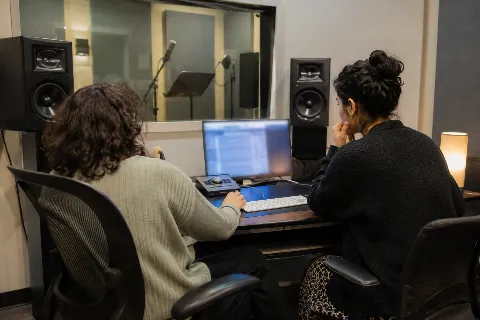 Recording Studio Clinics with the Sound Artist in Residence