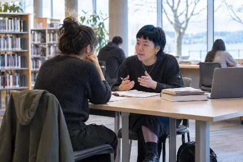 Kitsilano Branch 的 SFU Writer’s Studio 写作咨询