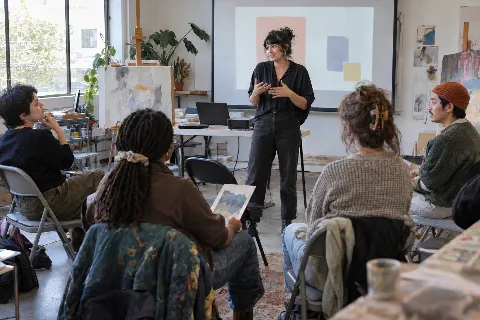 Artist Salon: Jenie Gao on Business Basics and Art Ethics for Artists
