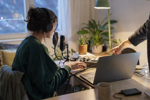 Recording Studio Clinics with the Sound Artist in Residence