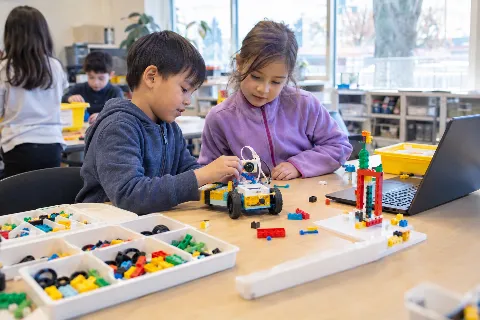 Lego Spike Robotics with Guia Code (Ages 6-8)