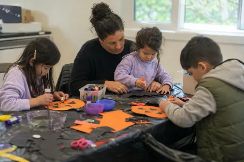 Family Art: Halloween Decoration | Ages 4+ with caregiver